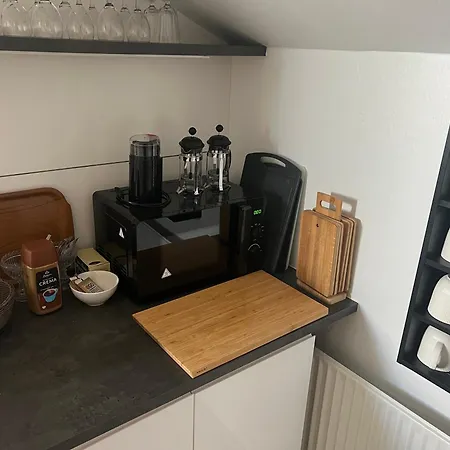 Fjelstrup Apartament *